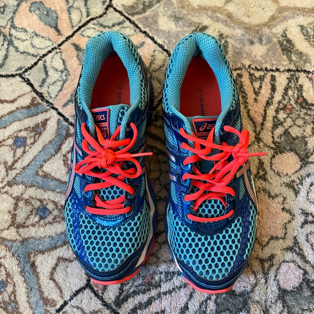 ASICS Gel Cumulus 15 Running Sneaker- Size 6.5
